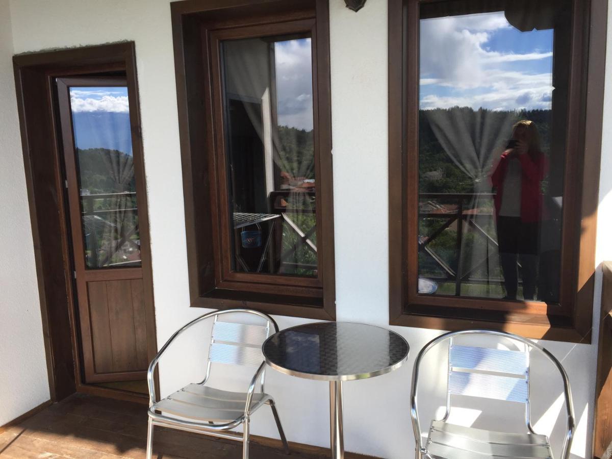 Калпаците - Kalpacite Guest Houses Skrebatno Exterior photo