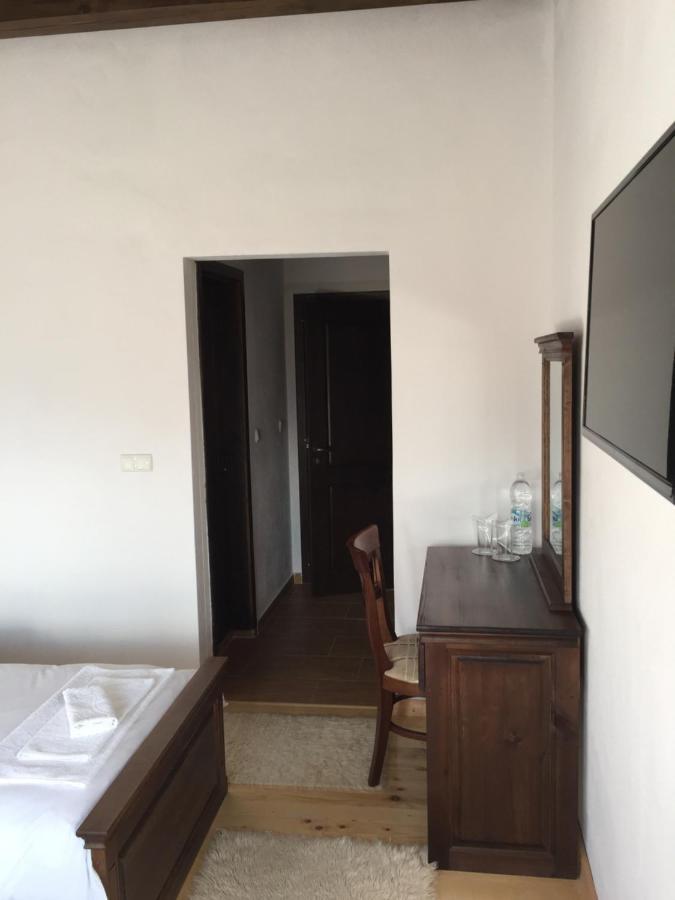 Калпаците - Kalpacite Guest Houses Skrebatno Exterior photo