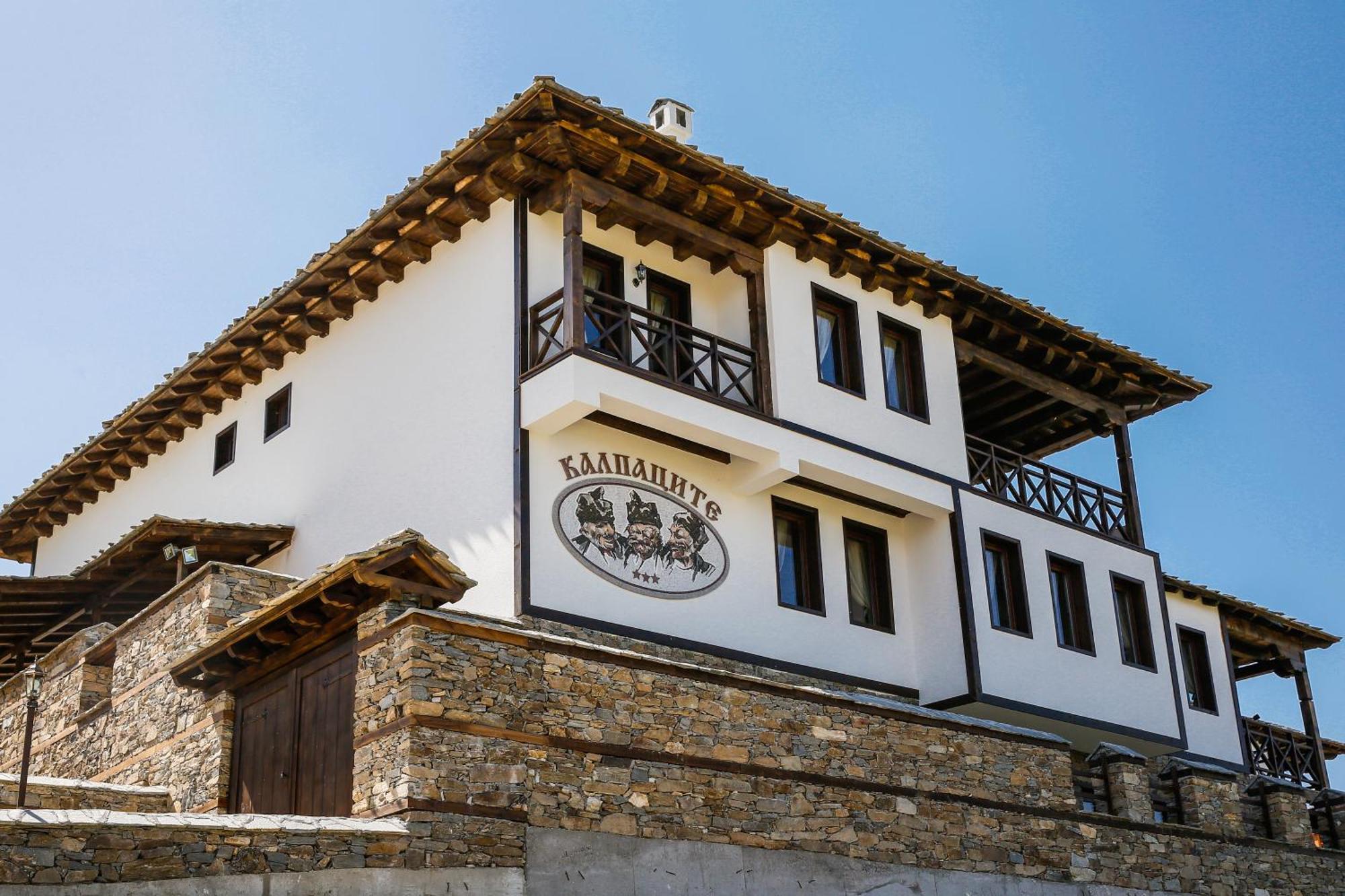 Калпаците - Kalpacite Guest Houses Skrebatno Exterior photo