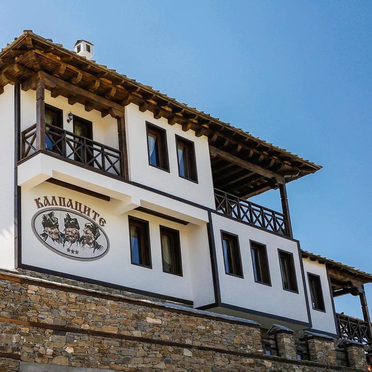 Калпаците - Kalpacite Guest Houses Skrebatno Exterior photo