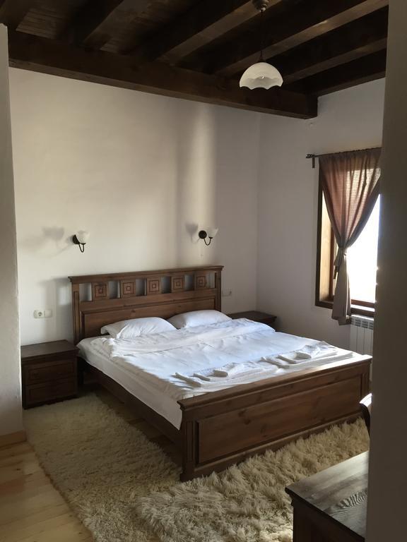 Калпаците - Kalpacite Guest Houses Skrebatno Exterior photo
